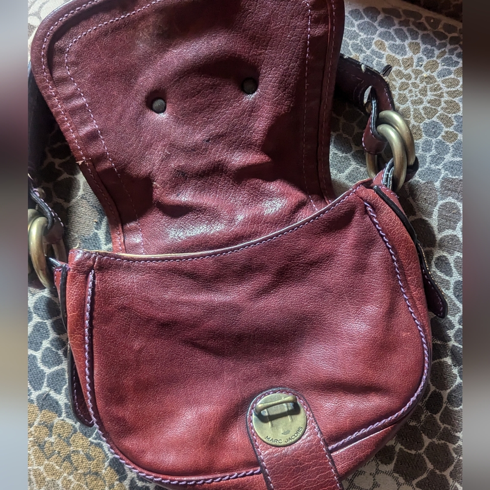 Darling vintage Marc Jacobs burgundy leather bag - Picture 5 of 13